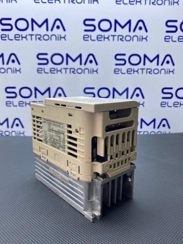 CIMR-JCBA0003BAA YASKAWA AC SÜRÜCÜ 0.75 kW - Görsel 2
