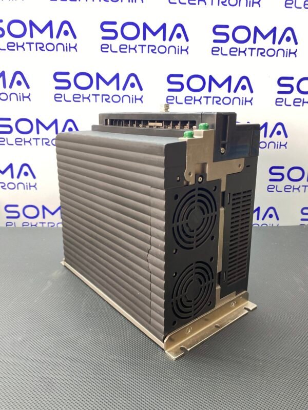 R88D-KN30F-ML2 OMRON SERVO SÜRÜCÜ 3 kW - Görsel 2